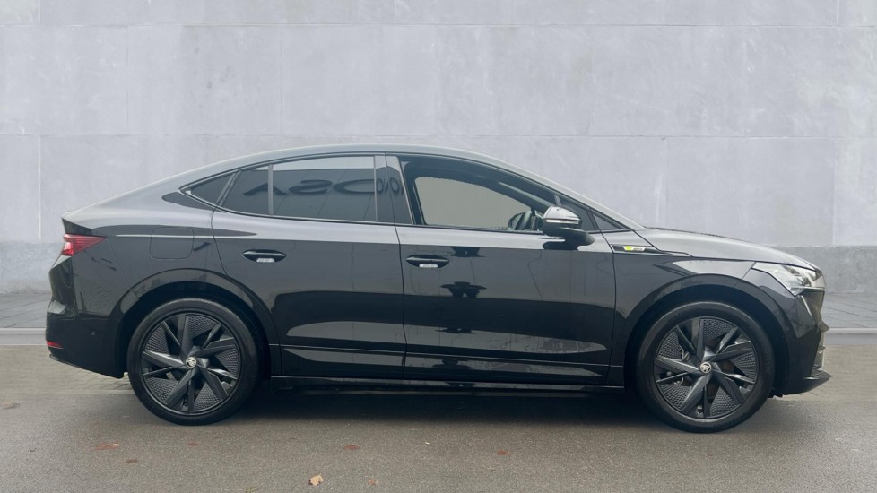 Used Skoda Enyaq 2025 for sale - 76874851: Photo 4