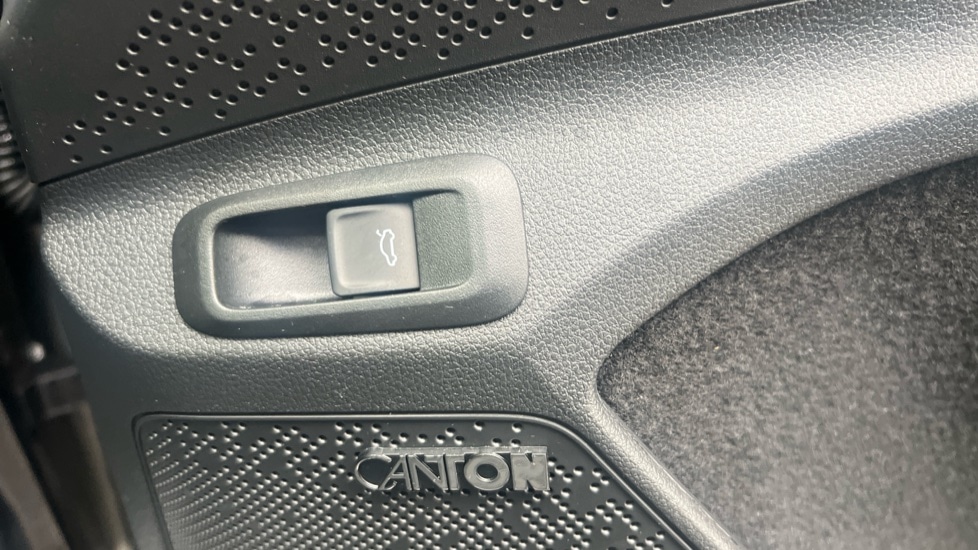 Used Skoda Enyaq 2025 for sale - 76874851: Photo 49