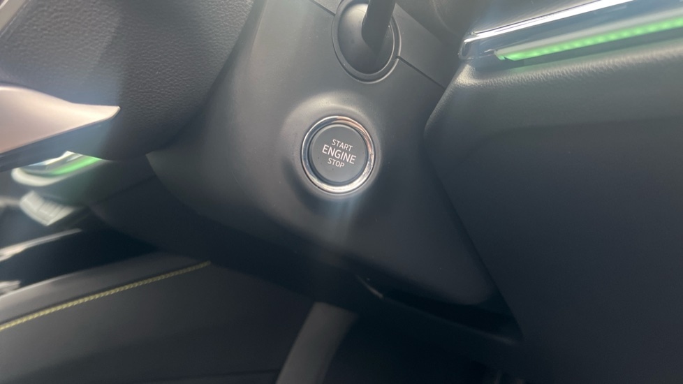 Used Skoda Enyaq 2025 for sale - 76874851: Photo 54