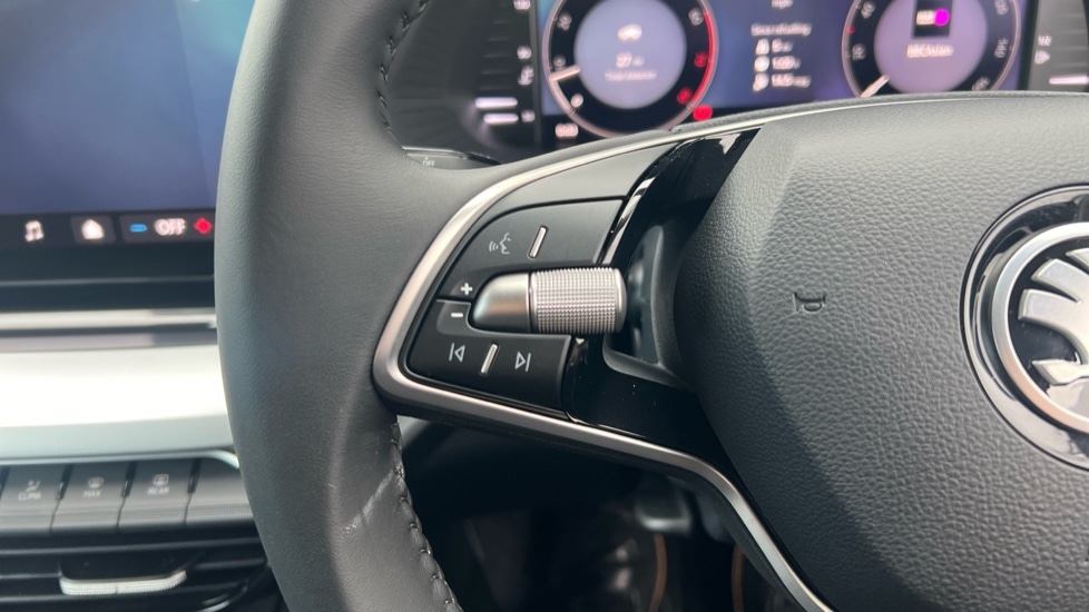 Used Skoda Octavia 2024 for sale - 76623515: Photo 38