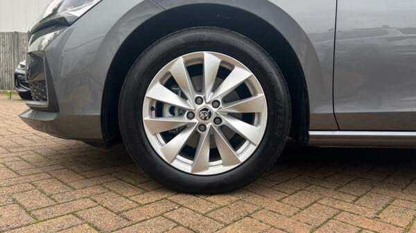 Used Skoda Superb 2024 for sale - 76203798: Photo 19