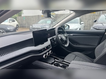 Used Skoda Superb 2024 for sale - 76203798: Photo 2