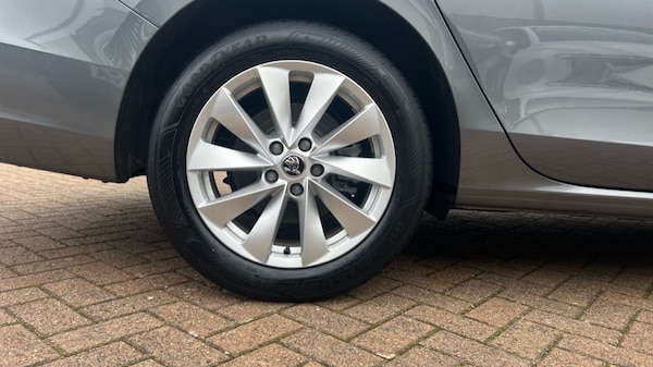 Used Skoda Superb 2024 for sale - 76203798: Photo 5