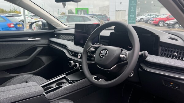 Used Skoda Superb 2024 for sale - 76203798: Photo 6