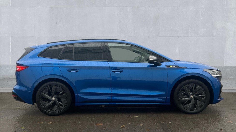 Used Skoda Enyaq 2025 for sale - 76874639: Photo 4