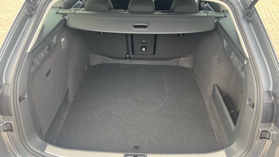 Used Skoda Superb 2025 for sale - 76870604: Photo 16