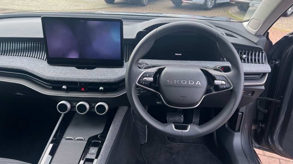 Used Skoda Superb 2025 for sale - 76870604: Photo 27