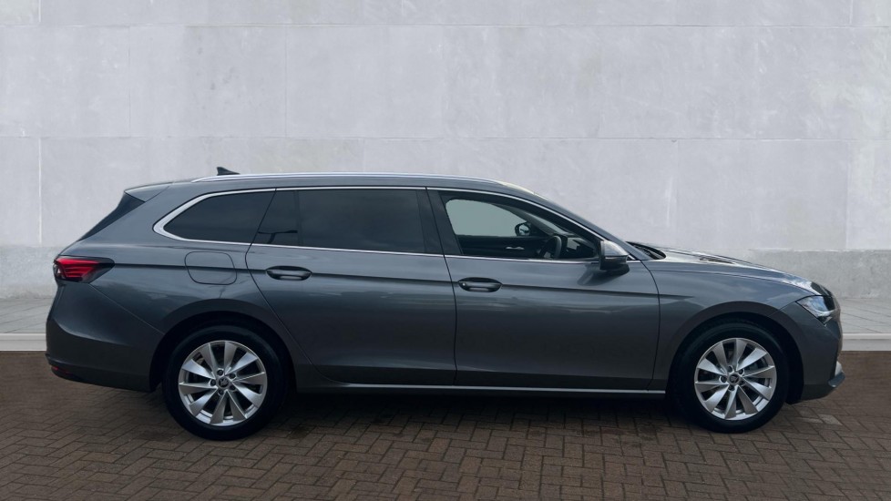 Used Skoda Superb 2025 for sale - 76870604: Photo 4