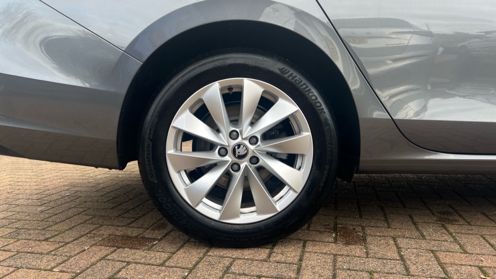 Used Skoda Superb 2025 for sale - 76870604: Photo 5