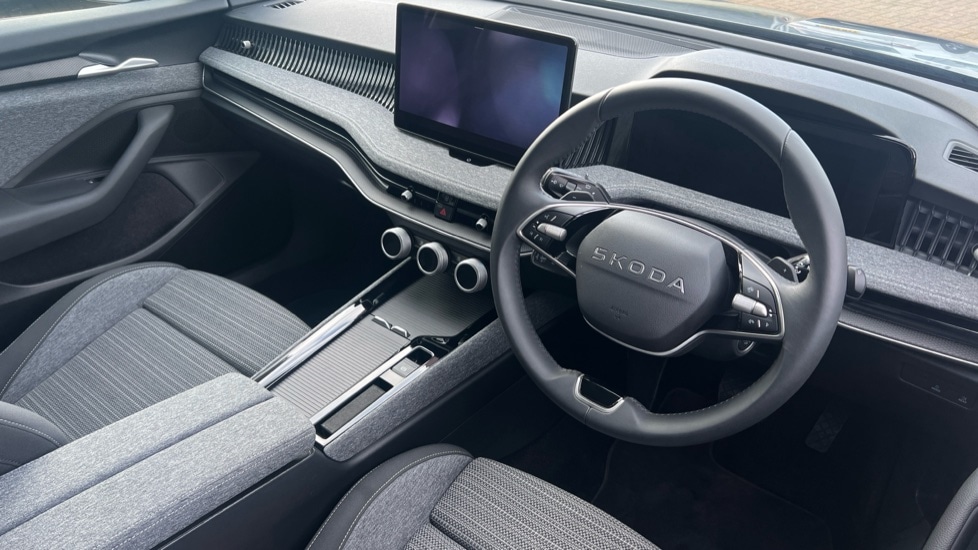 Used Skoda Superb 2025 for sale - 76870604: Photo 6