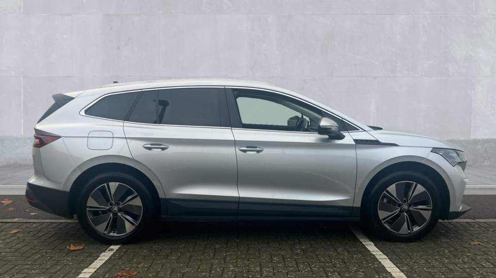Used Skoda Enyaq 2024 for sale - 76872057: Photo 4