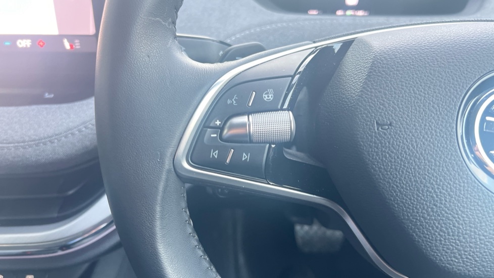 Used Skoda Enyaq 2024 for sale - 76872057: Photo 41