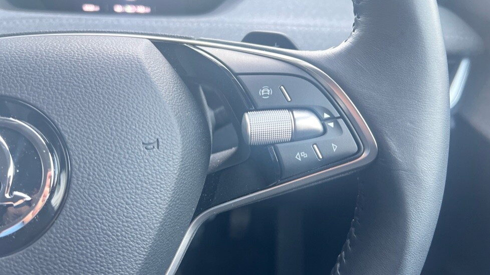 Used Skoda Enyaq 2024 for sale - 76872057: Photo 42