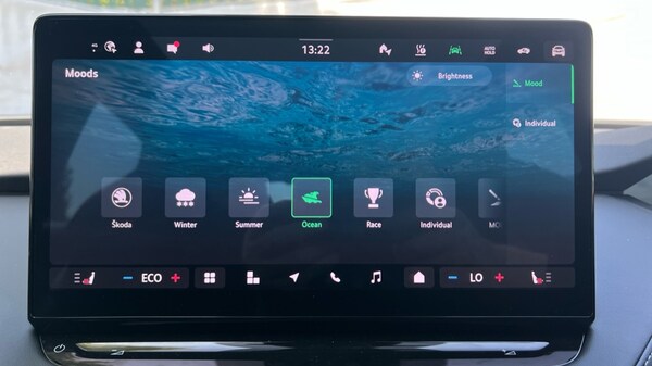 Used Skoda Enyaq 2025 for sale - 76217097: Photo 73