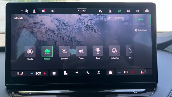 Used Skoda Enyaq 2025 for sale - 76217097: Photo 75