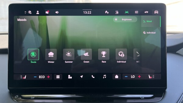 Used Skoda Enyaq 2025 for sale - 76217097: Photo 76