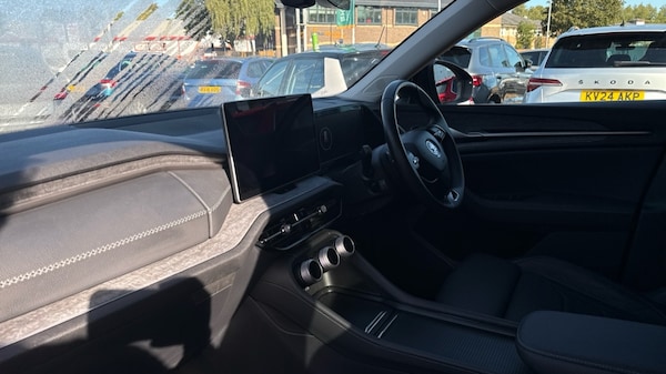 Used Skoda Kodiaq 2024 for sale - 76221784: Photo 2