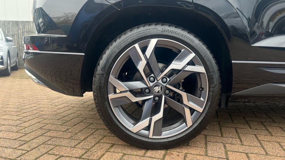 Used Skoda Karoq 2025 for sale - 76869909: Photo 5