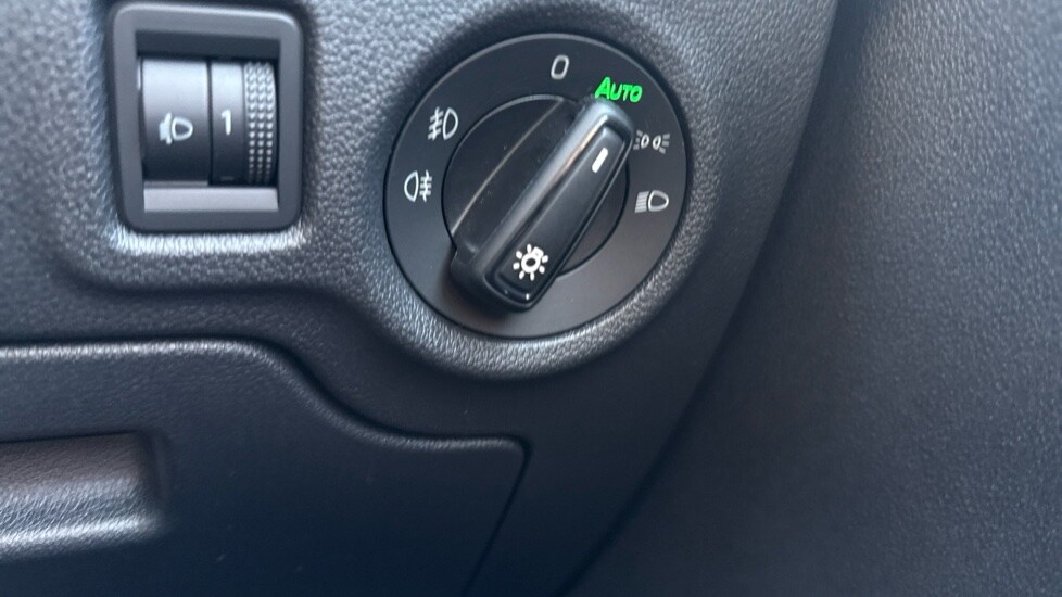Used Skoda Fabia 2024 for sale - 76180125: Photo 29