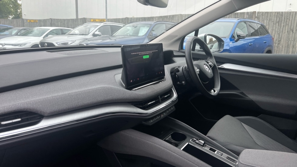 Used Skoda Enyaq 2024 for sale - 76447199: Photo 2