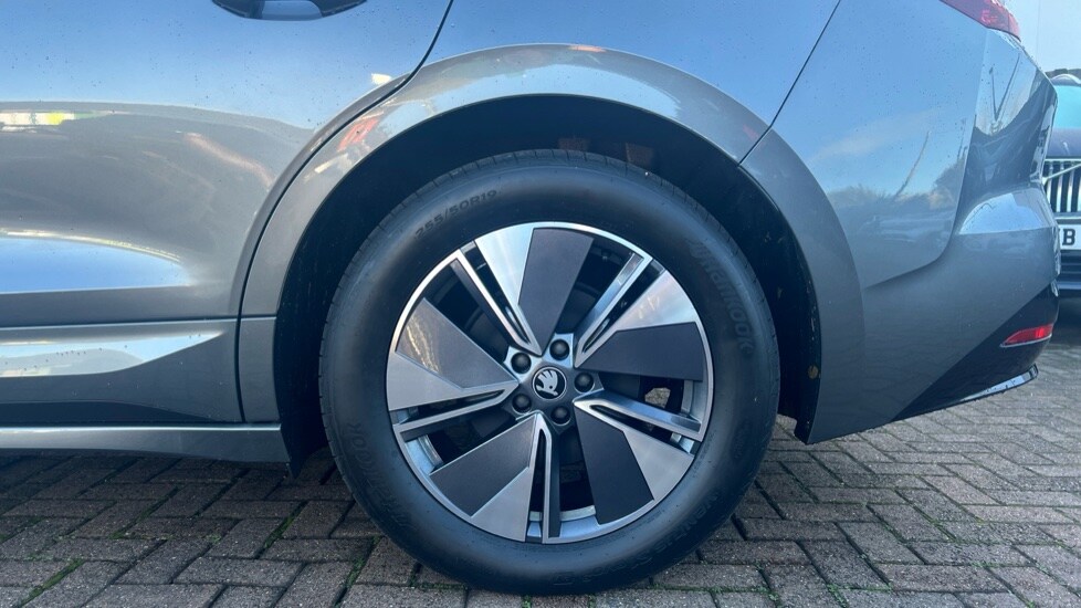 Used Skoda Enyaq 2025 for sale - 76580048: Photo 18