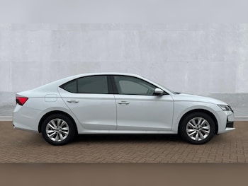 Used Skoda Octavia 2024 for sale - 76044334: Photo