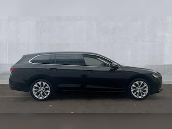 Used Skoda Superb 2024 for sale - 76366498: Photo