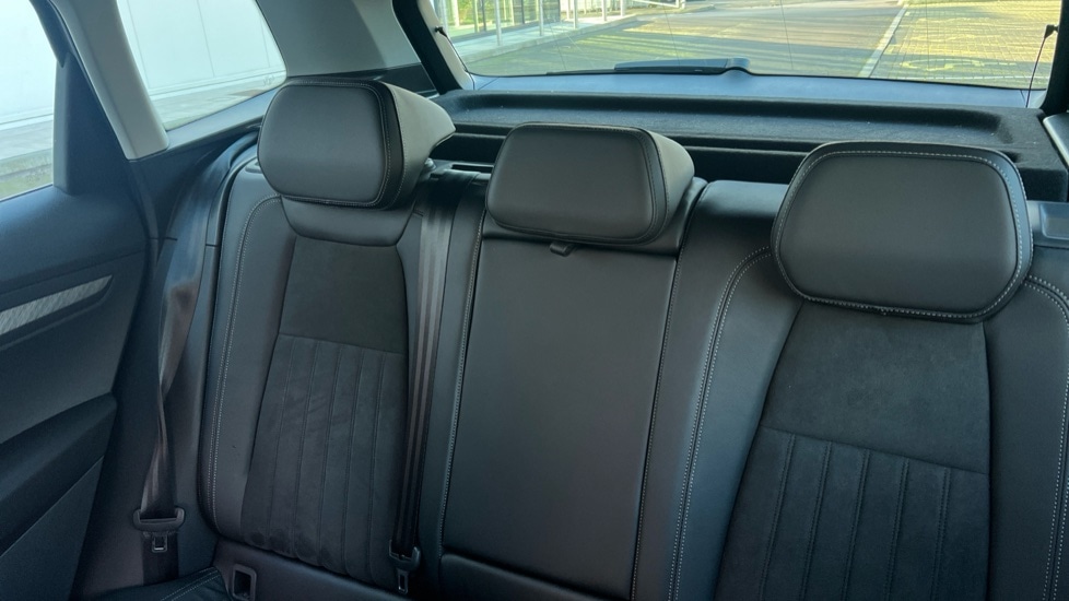 Used Skoda Karoq 2024 for sale - 76640251: Photo 15