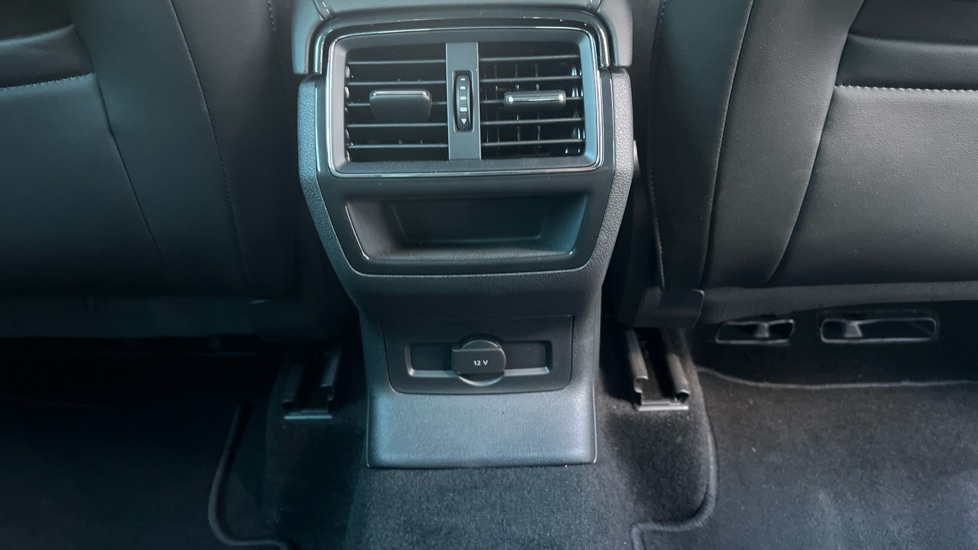 Used Skoda Karoq 2024 for sale - 76640251: Photo 30