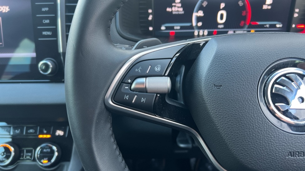 Used Skoda Karoq 2024 for sale - 76640251: Photo 36