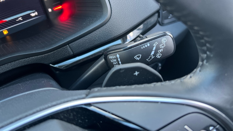 Used Skoda Karoq 2024 for sale - 76640251: Photo 38