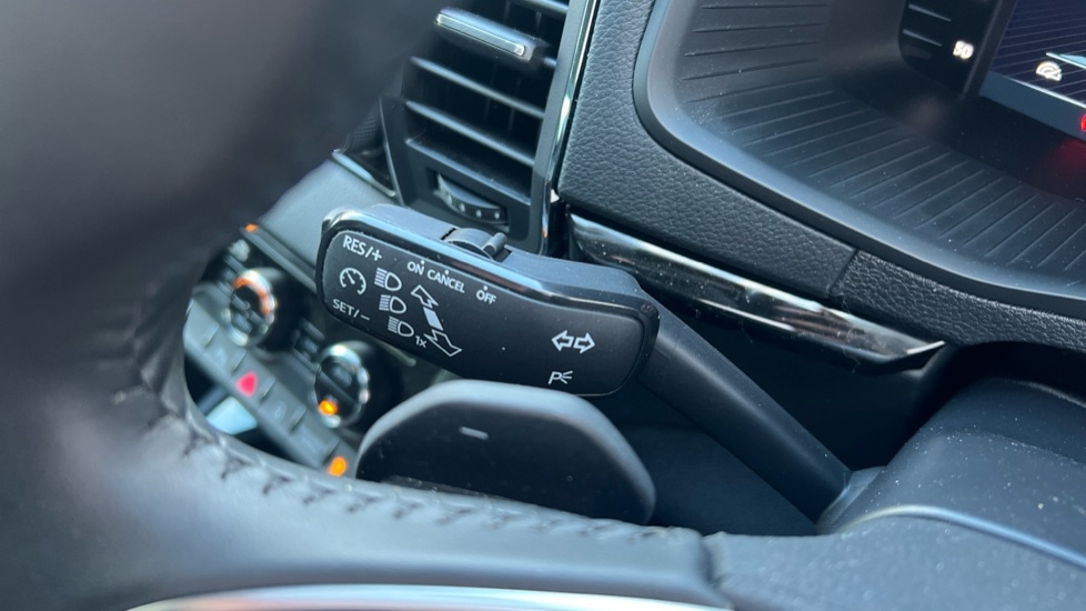 Used Skoda Karoq 2024 for sale - 76640251: Photo 39