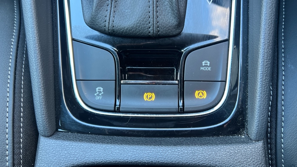 Used Skoda Karoq 2024 for sale - 76640251: Photo 41