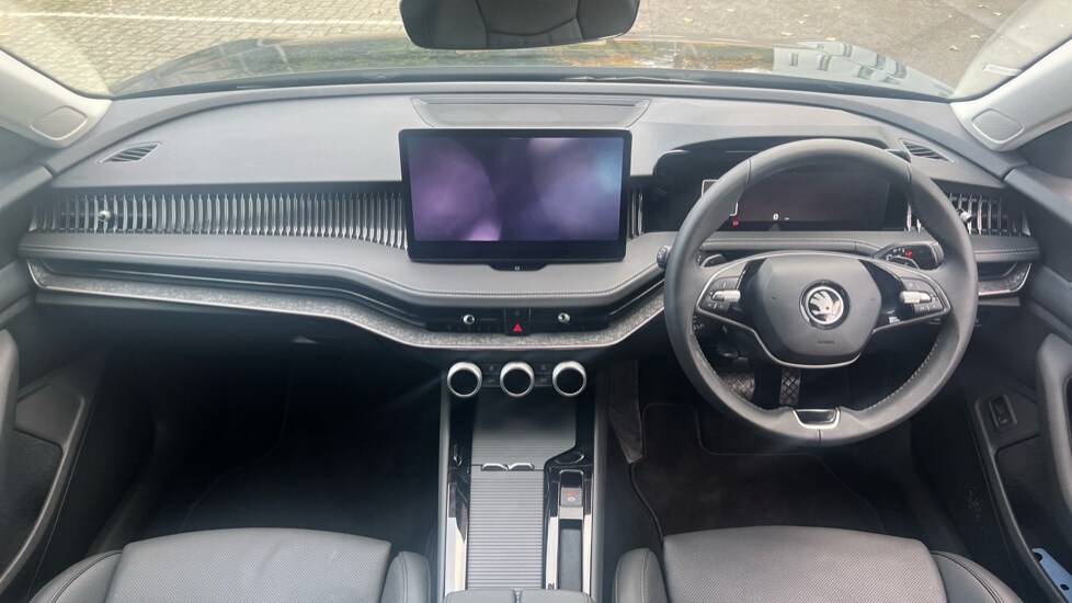 Used Skoda Superb 2024 for sale - 77010289: Photo 12