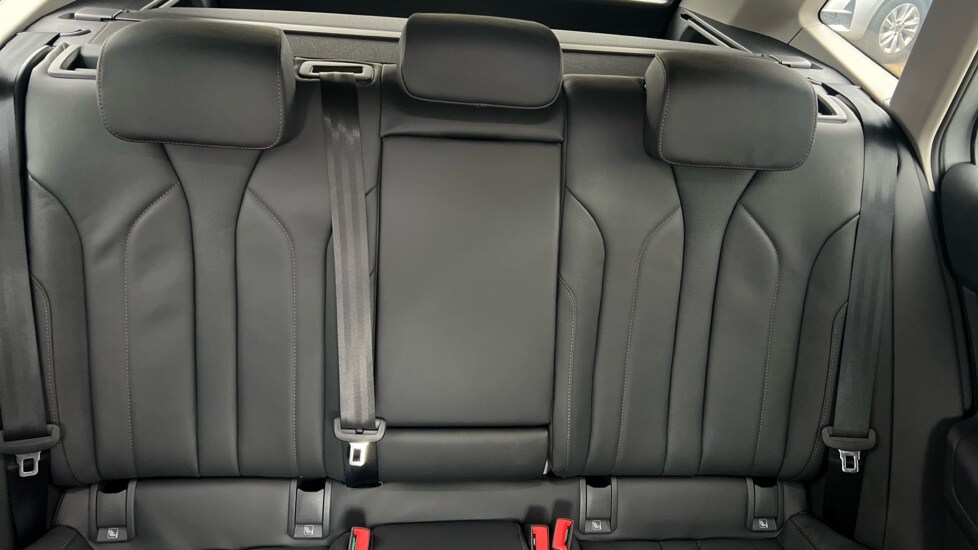 Used Skoda Enyaq 2025 for sale - 76977620: Photo 32