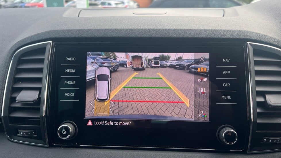 Used Skoda Karoq 2024 for sale - 76265547: Photo 22