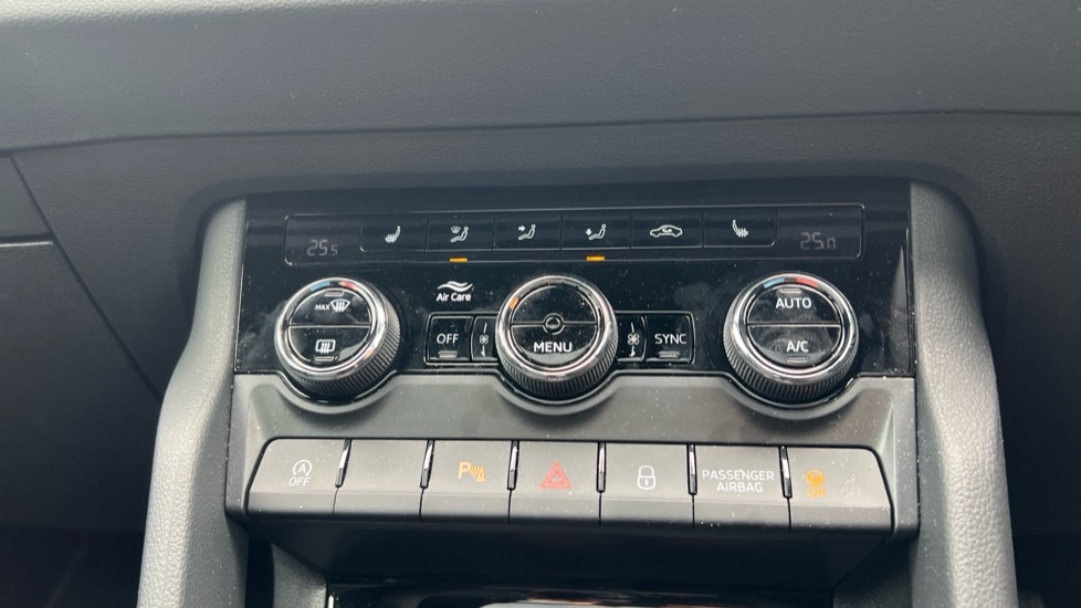 Used Skoda Karoq 2024 for sale - 76869266: Photo 31