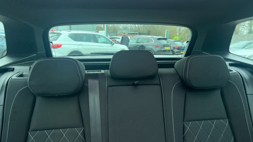 Used Skoda Karoq 2024 for sale - 76868647: Photo 15