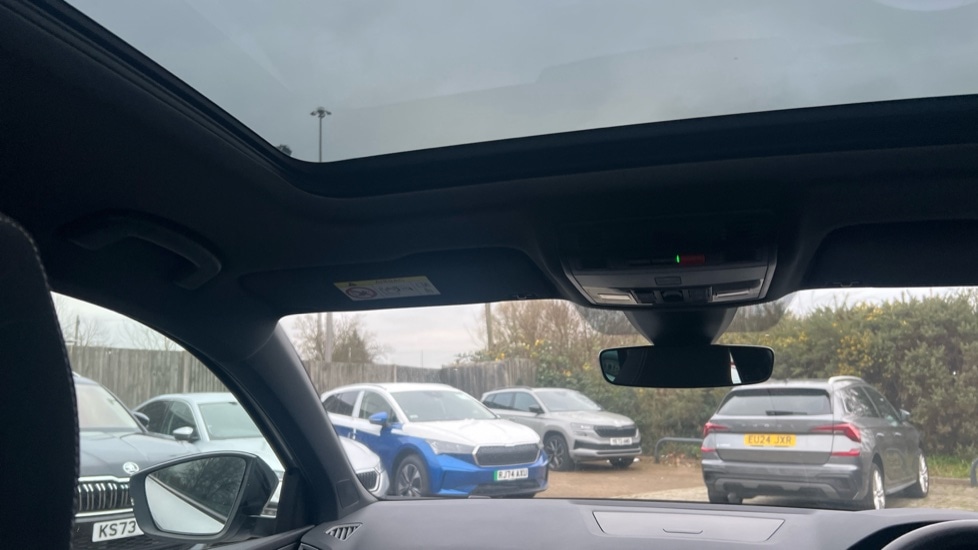 Used Skoda Karoq 2024 for sale - 76868647: Photo 25