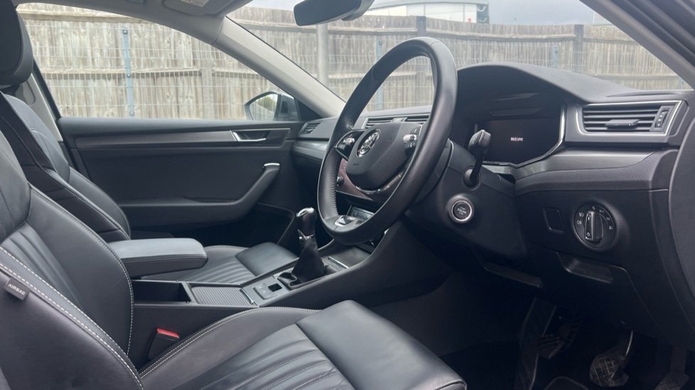 Used Skoda Superb 2022 for sale - 76614891: Photo 26