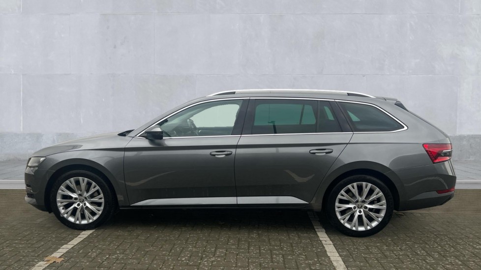 Used Skoda Superb 2022 for sale - 76614891: Photo 9
