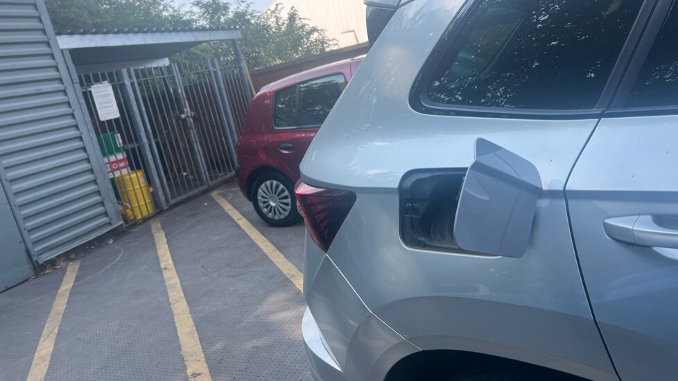 Vehicle 21