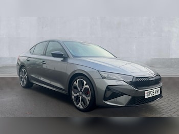 2025 - OCTAVIA 2.0 TSI vRS 5dr DSG