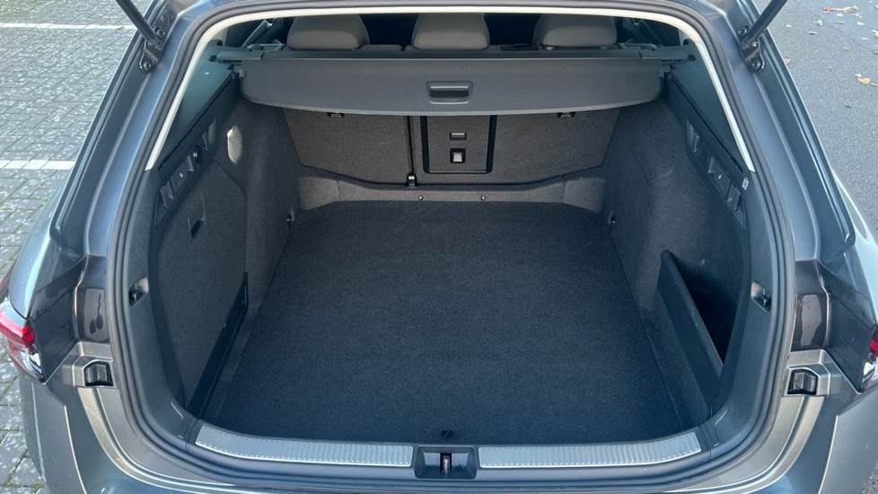 Used Skoda Superb 2024 for sale - 76872821: Photo 16