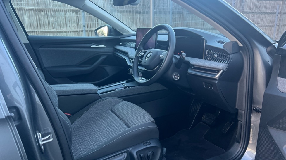 Used Skoda Superb 2024 for sale - 76872821: Photo 25