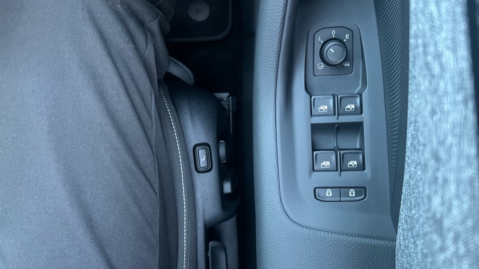 Used Skoda Superb 2024 for sale - 76872821: Photo 32