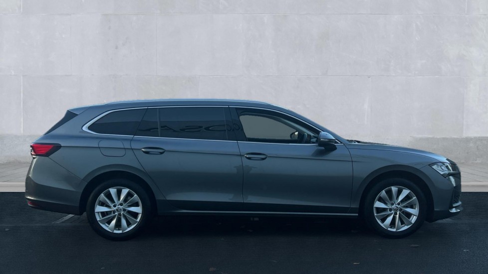 Used Skoda Superb 2024 for sale - 76872821: Photo 4