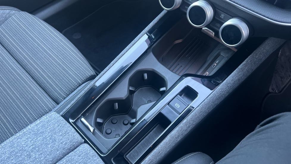 Used Skoda Superb 2024 for sale - 76872821: Photo 40