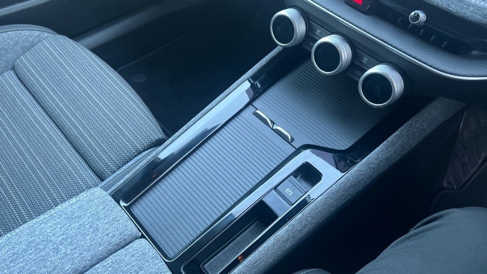 Used Skoda Superb 2024 for sale - 76872821: Photo 41