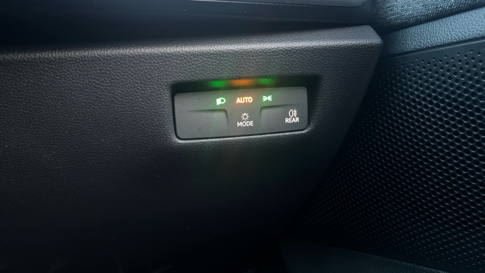 Used Skoda Superb 2024 for sale - 76872821: Photo 42